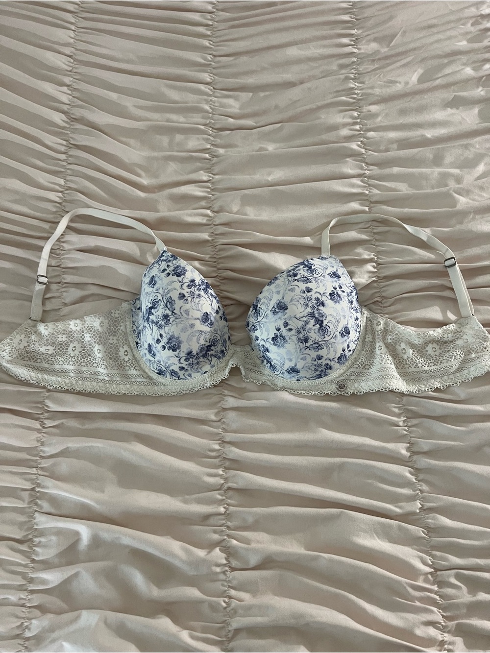 Lace Trim Floral Bra in White and Blue